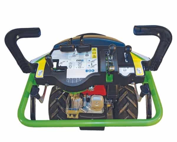 Hydrostat mit Aktivlenkung - P130 - Handliche Bedienung