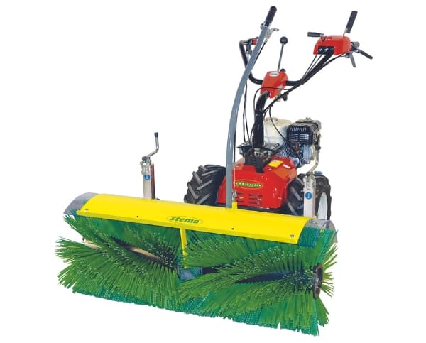 Kehrmaschine schwenkbar