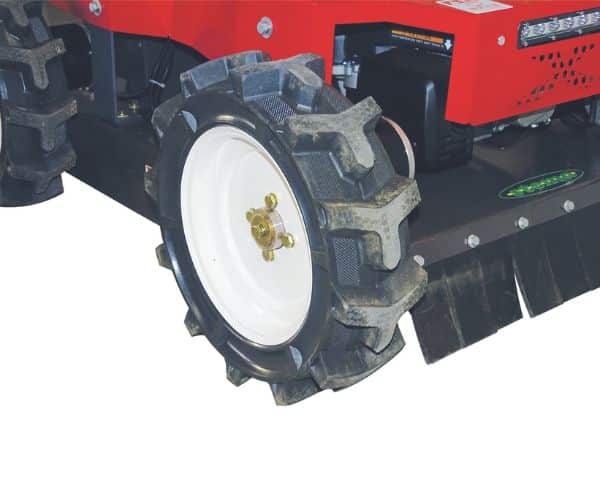 Ferngesteuerter Mulchmäher - M 550 - Grosse griffige Antriebsräder